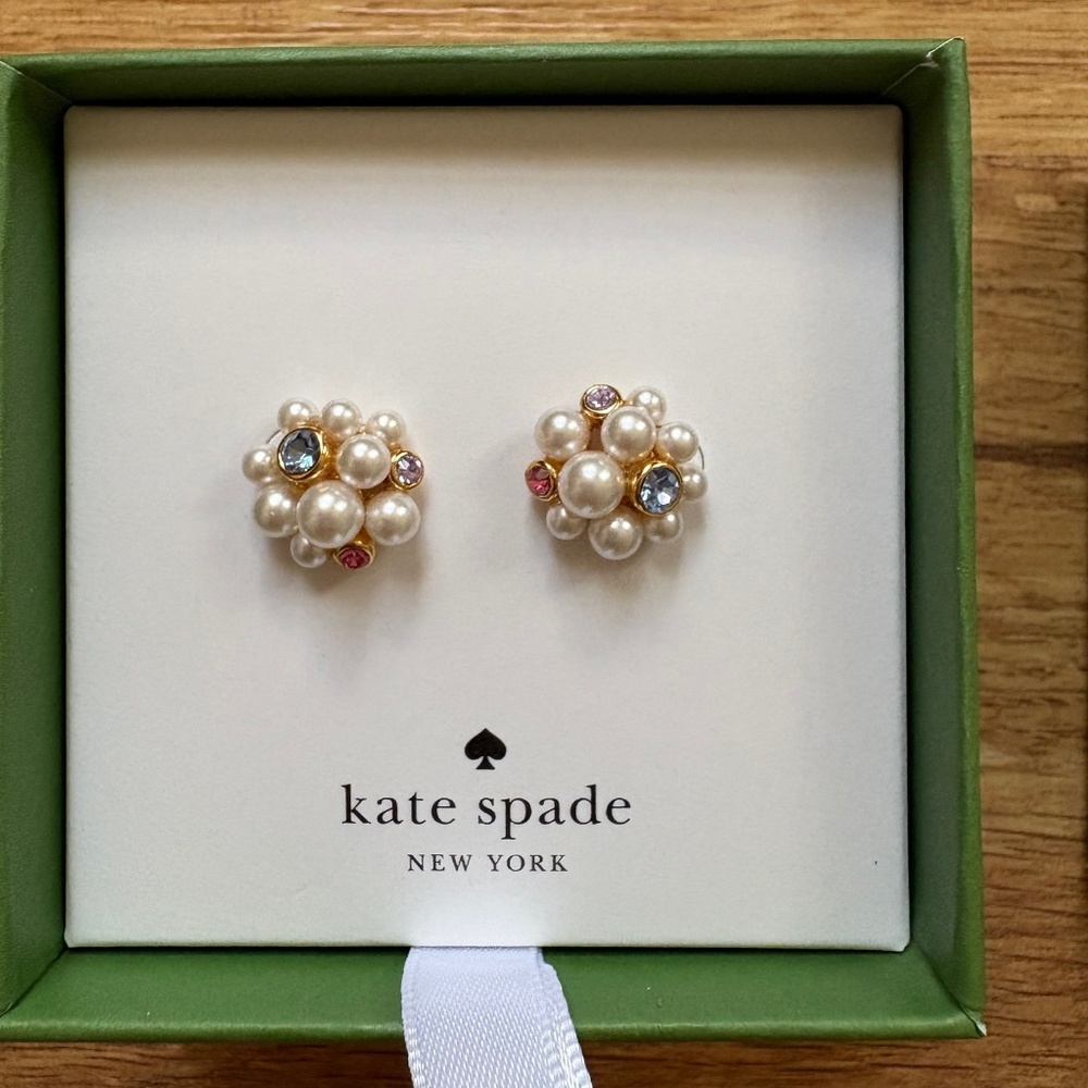 Kate Spade Pearl Caviar Cluster Stud earrings